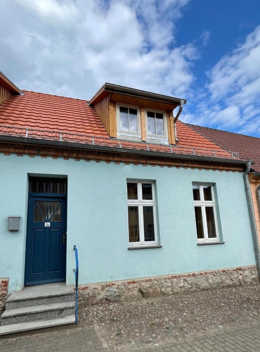 Fewo-Schlossstrasse - Zum Blauen Haus Penkun Exteriér fotografie